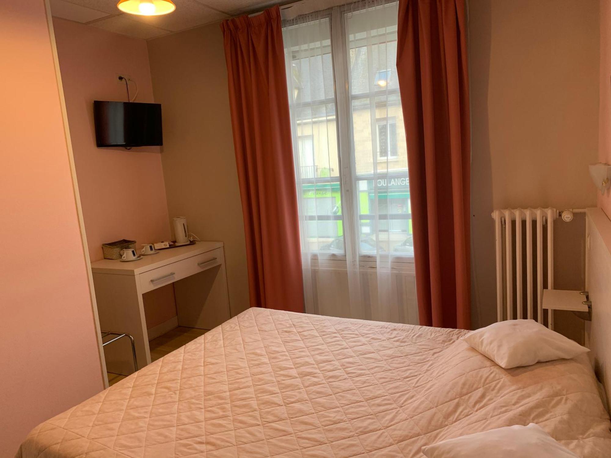 Au Vieux Puits Hotel Villers-Bocage  Bagian luar foto