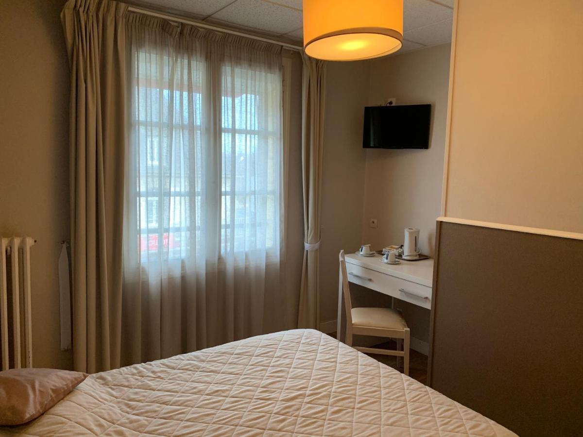 Au Vieux Puits Hotel Villers-Bocage  Bagian luar foto