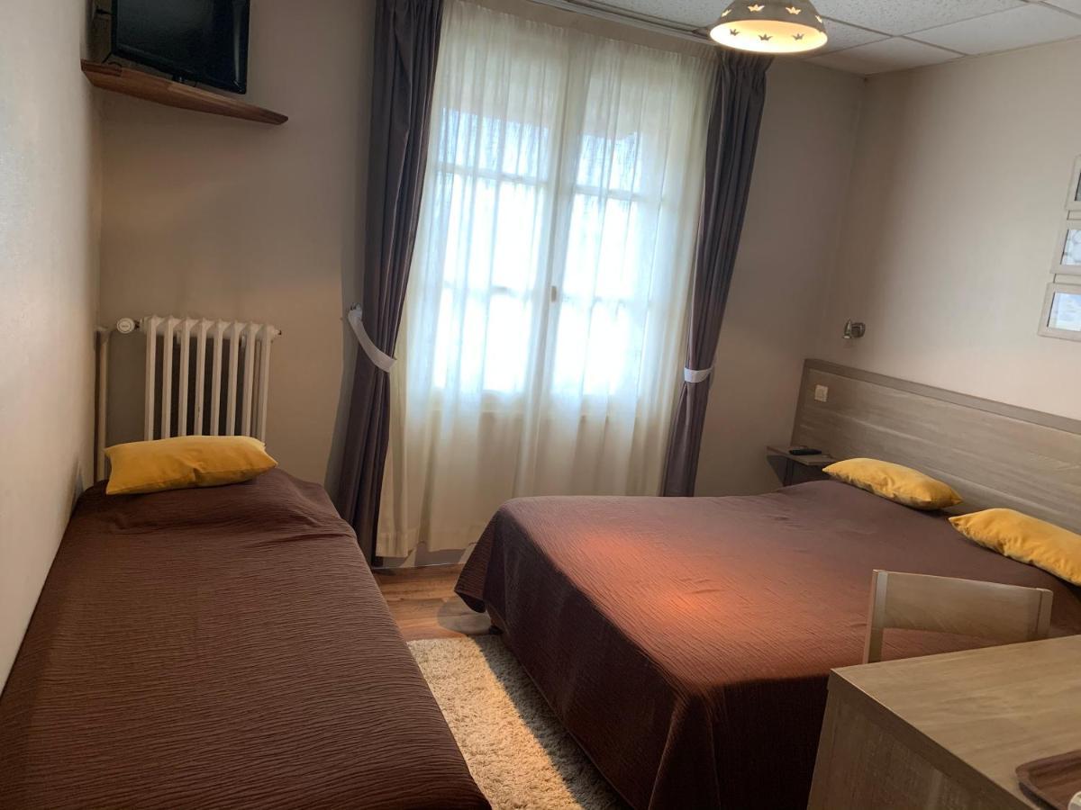Au Vieux Puits Hotel Villers-Bocage  Bagian luar foto